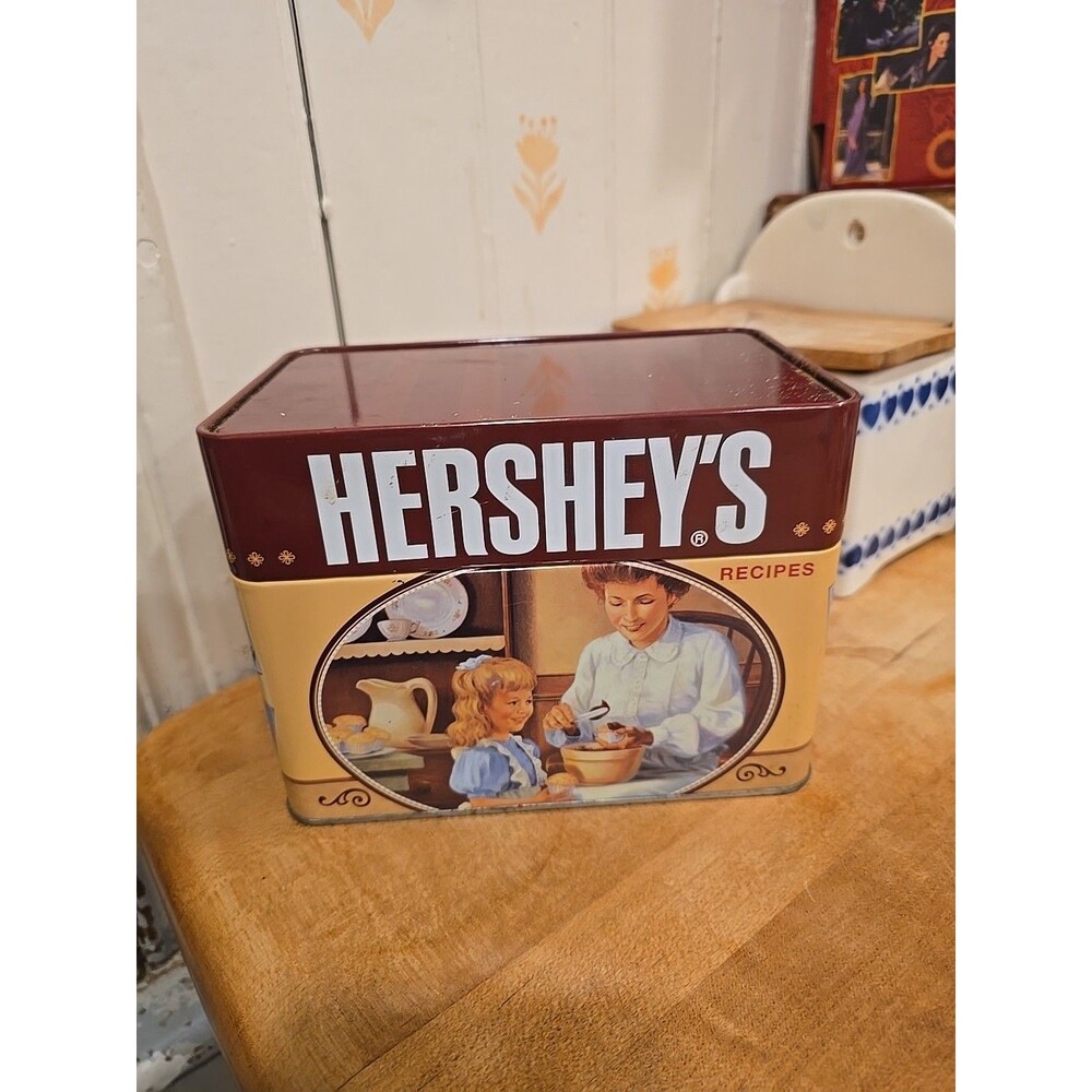 Hershey's Chocolate Keepsake Tin Recipe Box With Recipe Cards Collectible 2007